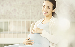 刚怀孕汕头如何做产前亲子鉴定，在汕头怀孕几个月办理亲子鉴定准确吗